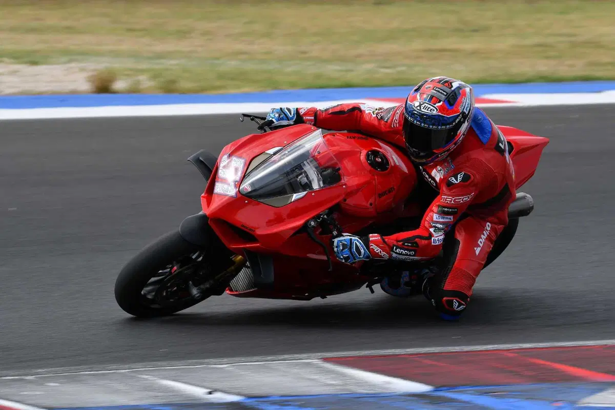 ProDay 2023: che esperienza a Misano con Jorge Lorenzo, Capirossi, Pirro e molti altri piloti! [VIDEO]  (388)