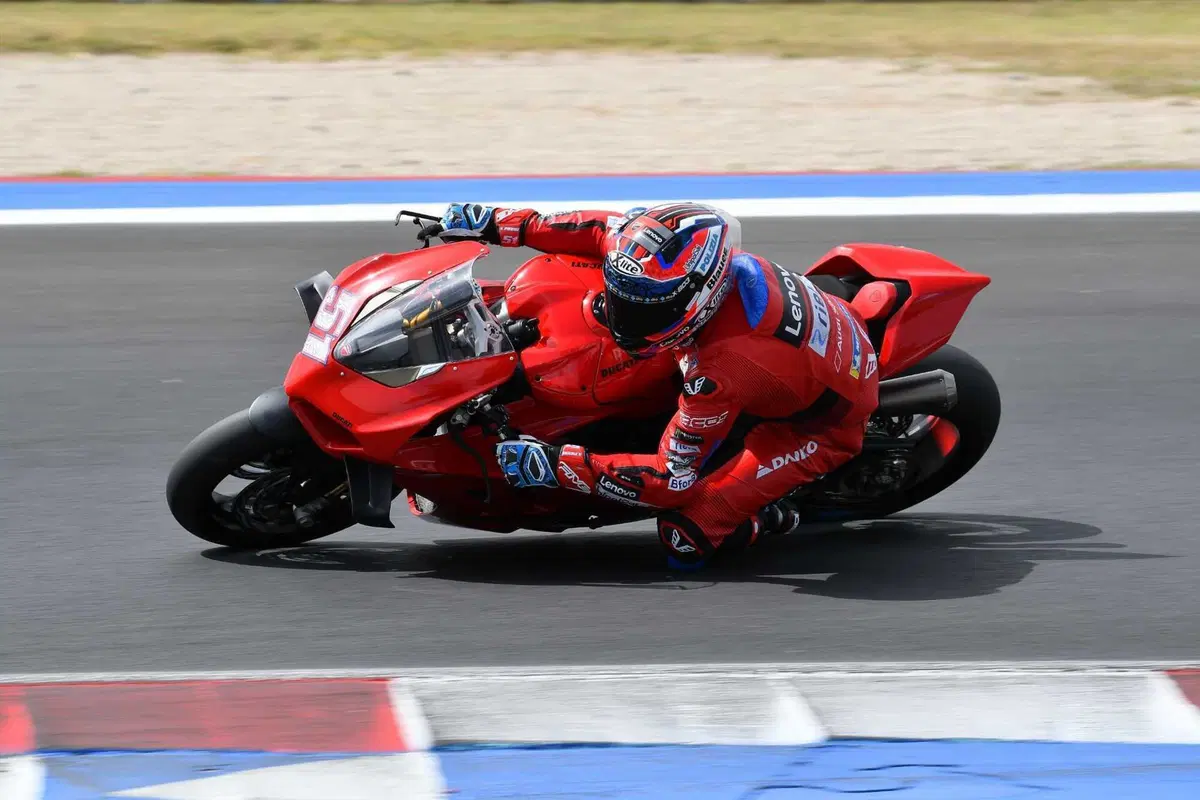 ProDay 2023: che esperienza a Misano con Jorge Lorenzo, Capirossi, Pirro e molti altri piloti! [VIDEO]  (390)