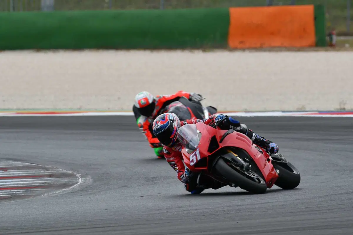ProDay 2023: che esperienza a Misano con Jorge Lorenzo, Capirossi, Pirro e molti altri piloti! [VIDEO]  (398)
