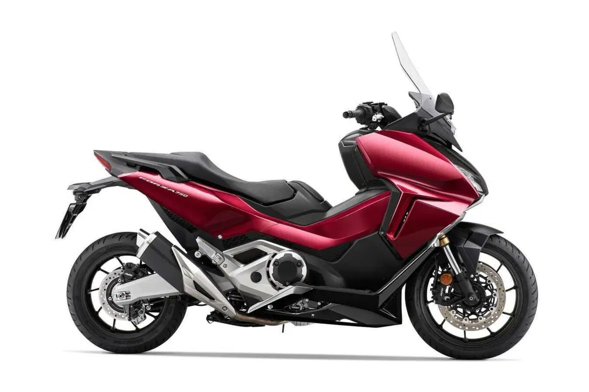 Honda: X-ADV e Forza 750 MY2024, Edizioni Speciali e nuove colorazioni (2)