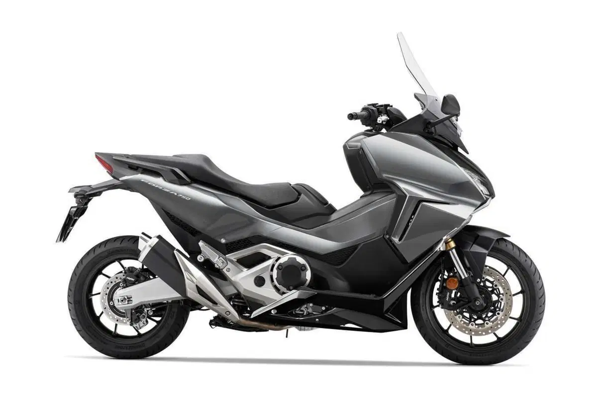 Honda: X-ADV e Forza 750 MY2024, Edizioni Speciali e nuove colorazioni (4)