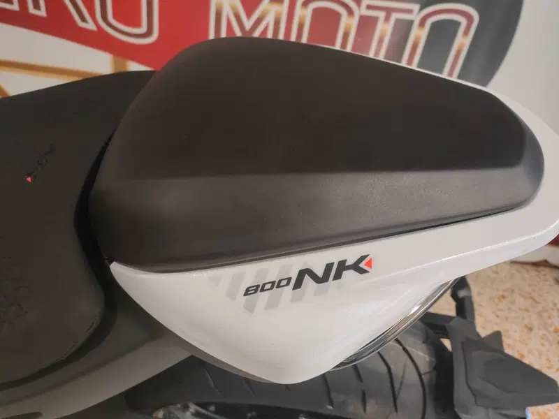 CFMOTO 800NK Advanced (2023 - 26) (7)
