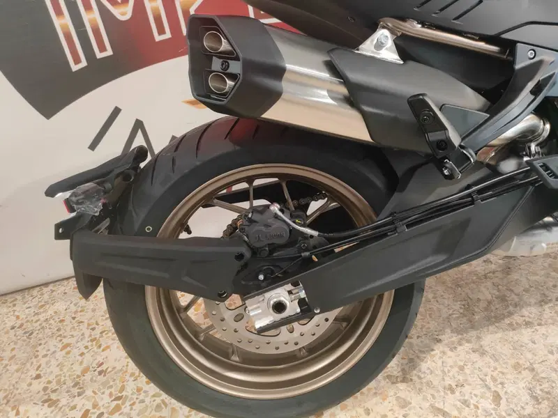 CFMOTO 800NK Sport (2023 - 26) (5)