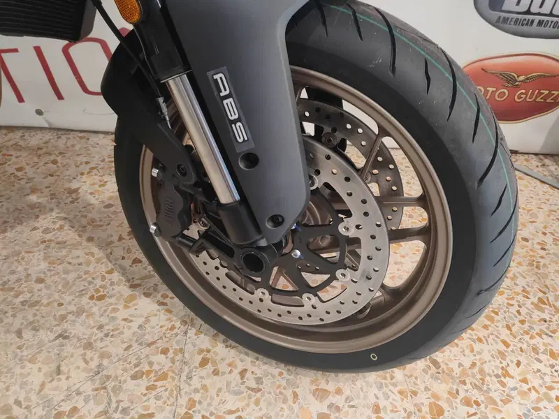 CFMOTO 800NK Sport (2023 - 26) (7)