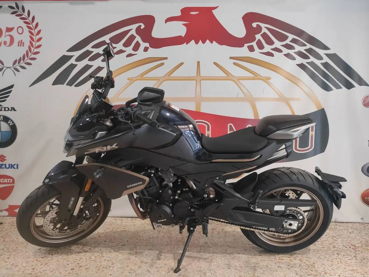 CFMOTO 800NK Sport (2023 - 26)