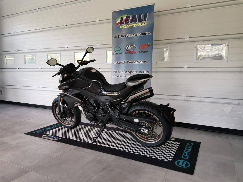 CFMOTO 800NK Sport (2023 - 24) (4)