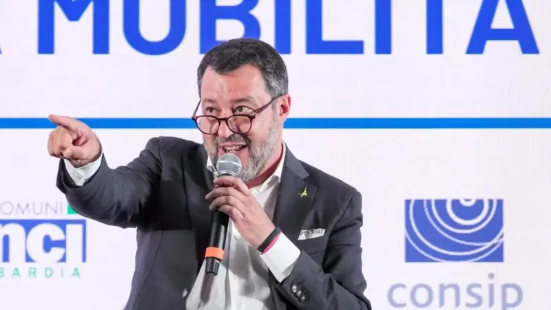 [VIDEO] Revoca della patente per chi abbandona gli animali in strada. L'ultima stretta del ministro Salvini