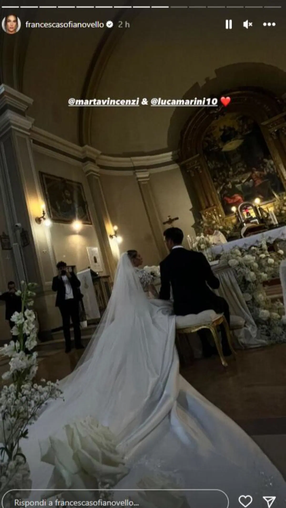 MotoGP 2023. Luca Marini e Marta Vincenzi si sono sposati! [GALLERY] (12)