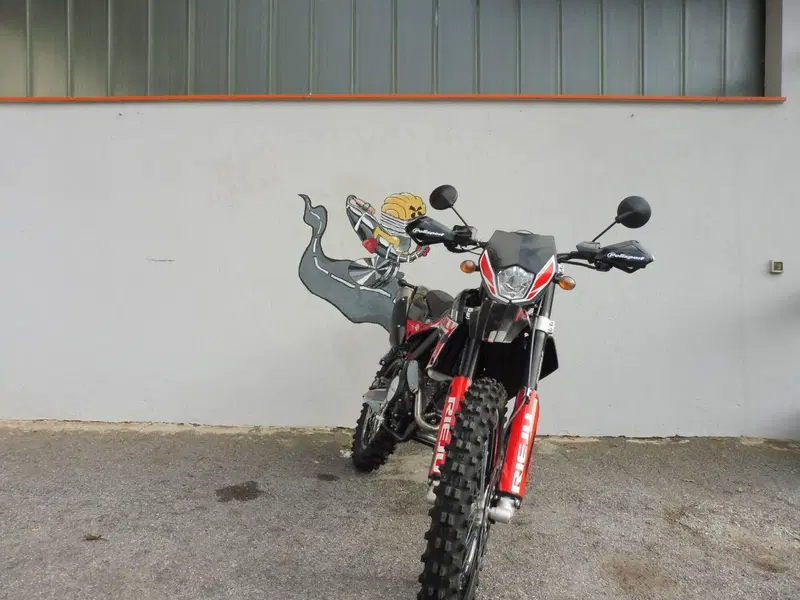 Rieju Marathon 125 Pro (2022 - 25) (2)