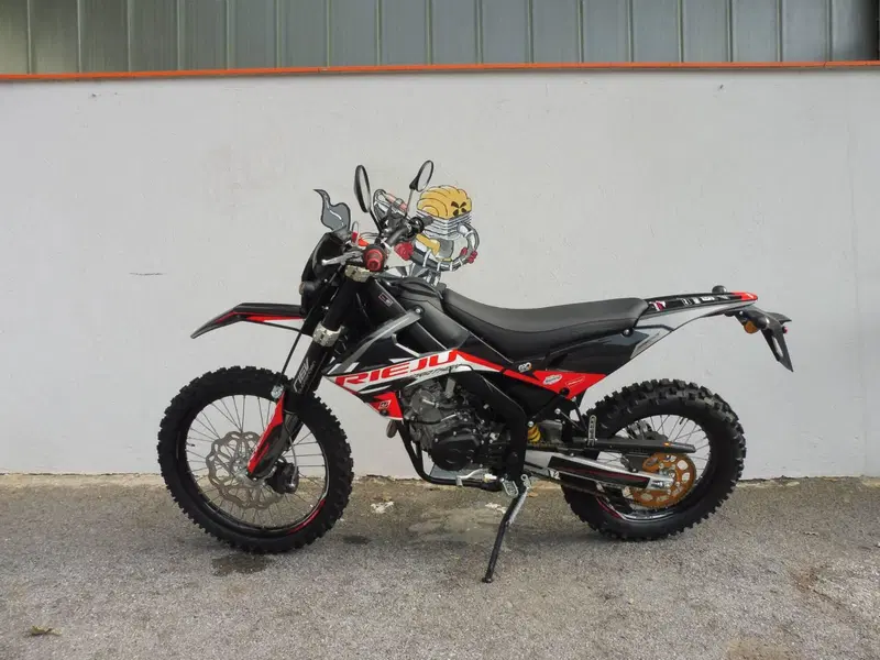 Rieju Marathon 125 Pro (2022 - 25) (3)