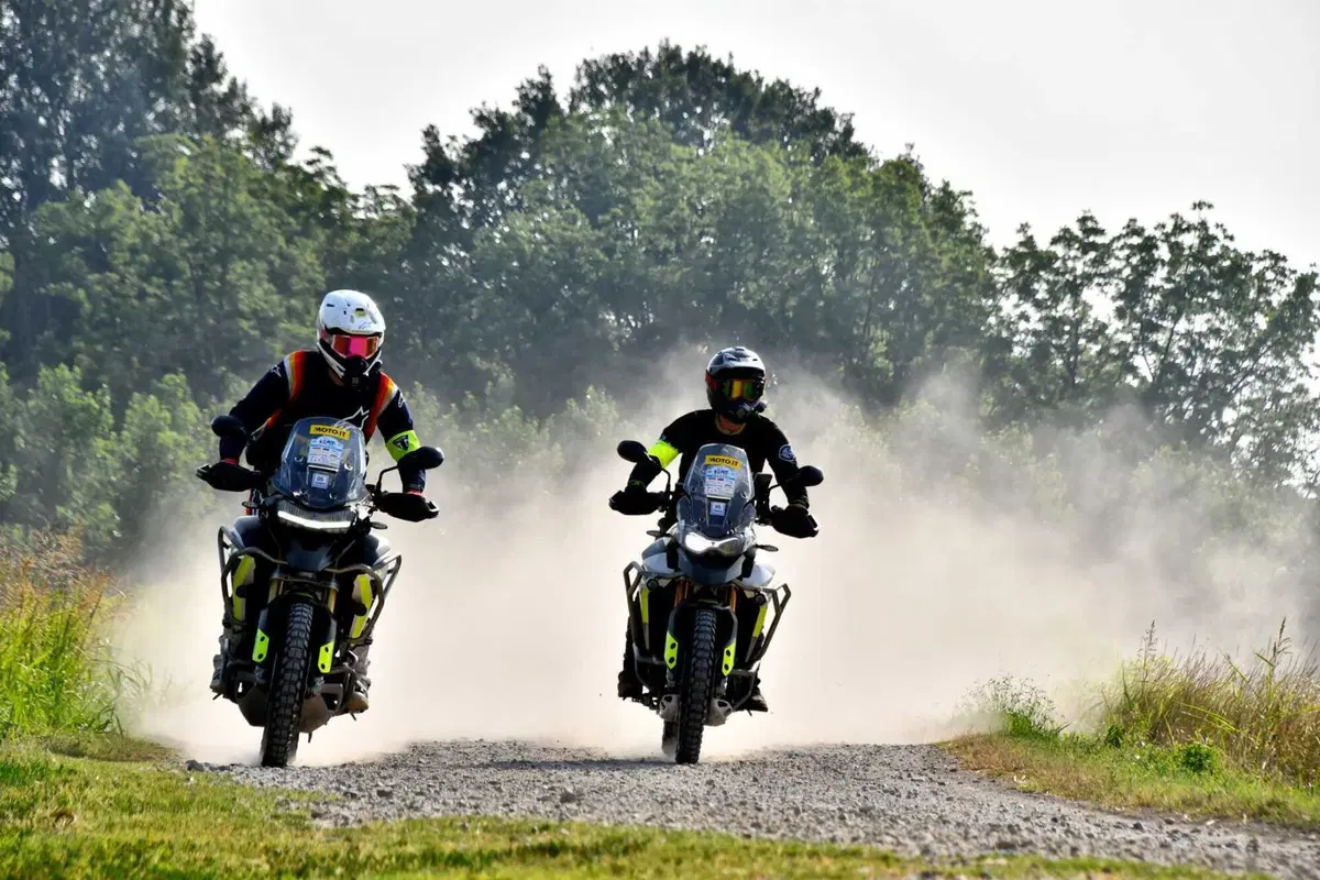 450 km di fuoristrada fino al mare con le Tiger Rally: ecco la HAT Pavia Sanremo 2023! (14)