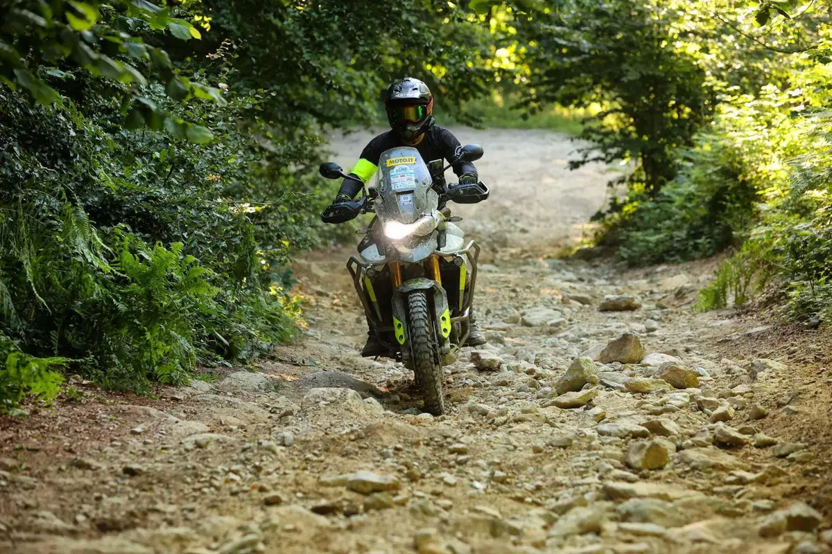 450 km di fuoristrada fino al mare con le Tiger Rally: ecco la HAT Pavia Sanremo 2023! (21)
