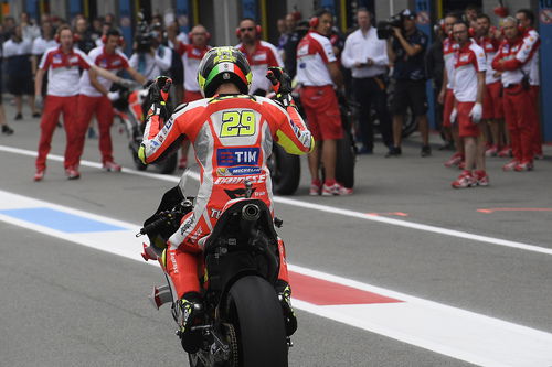 MotoGP 2016. Le foto più spettacolari del GP d'Olanda 2016 (8)