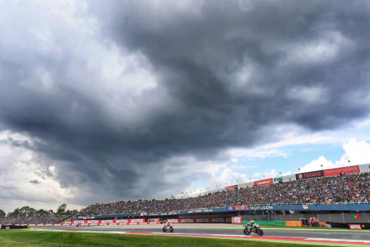 MotoGP 2016. Le foto più spettacolari del GP d'Olanda 2016 (21)