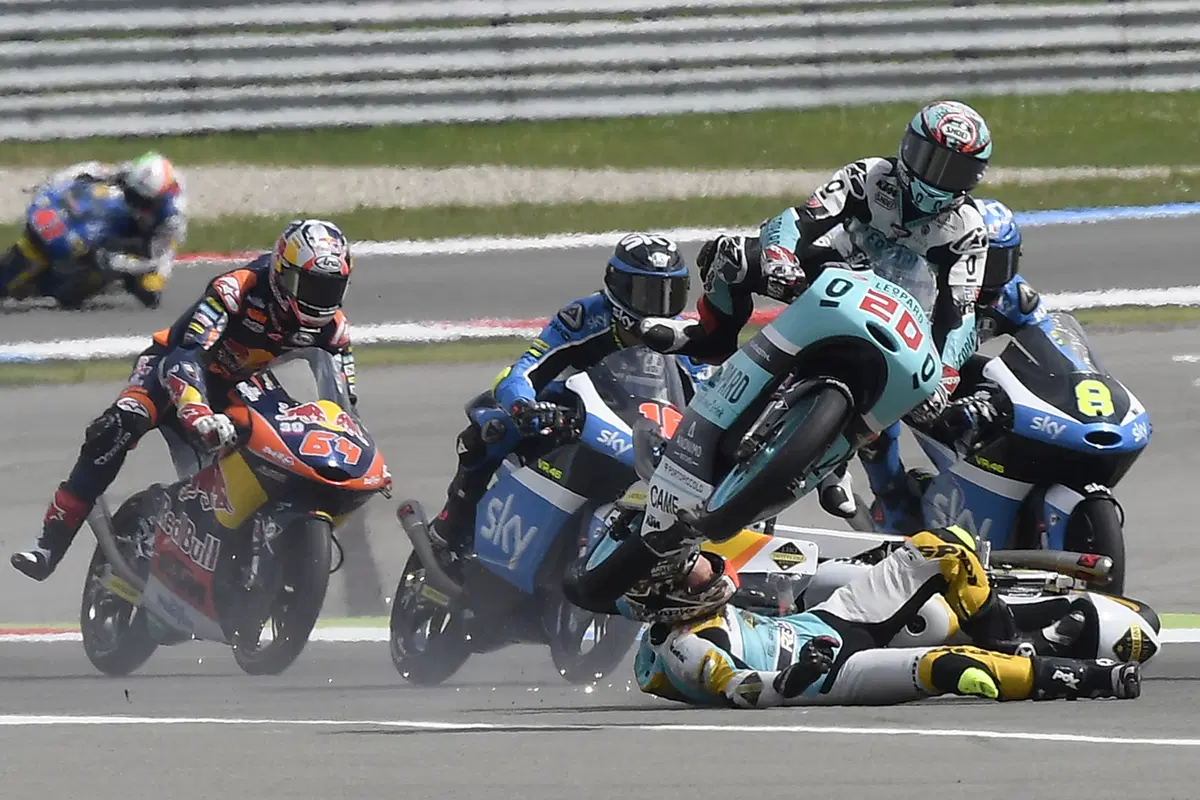 MotoGP 2016. Le foto più spettacolari del GP d'Olanda 2016 (37)