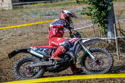 Enduro Assoluti. Holcombe Gigante, Cristino Campione (5)