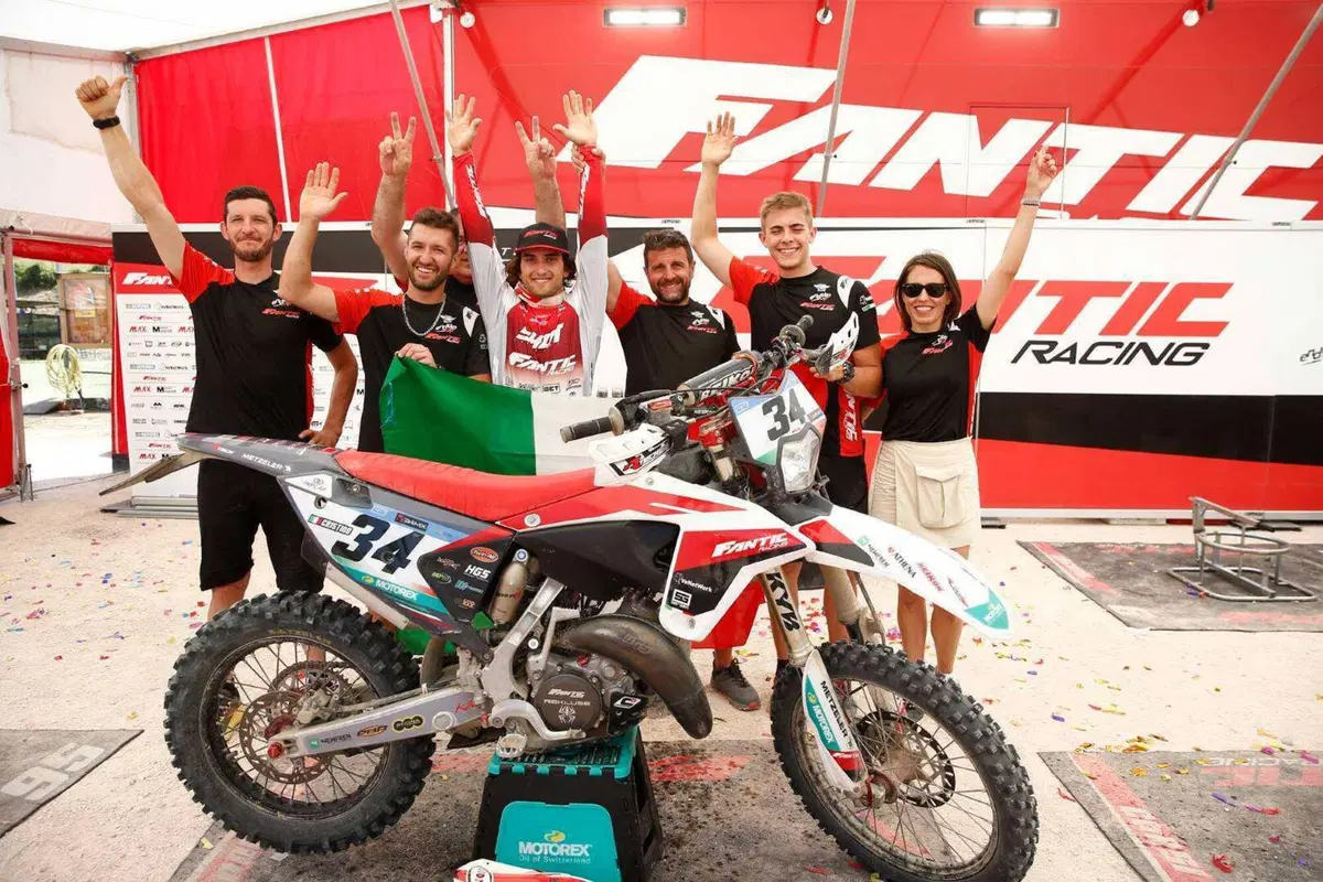 Enduro Assoluti. Holcombe Gigante, Cristino Campione (11)