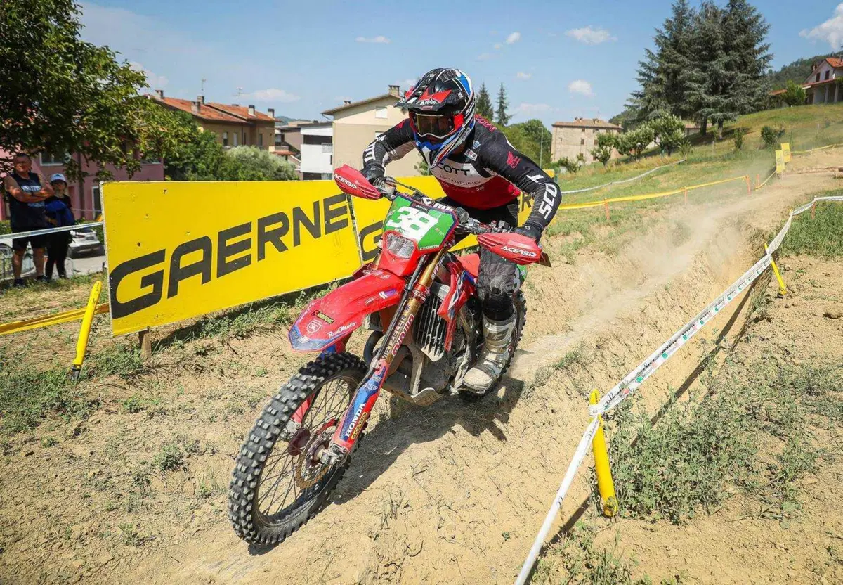 Enduro Assoluti. Holcombe Gigante, Cristino Campione (16)