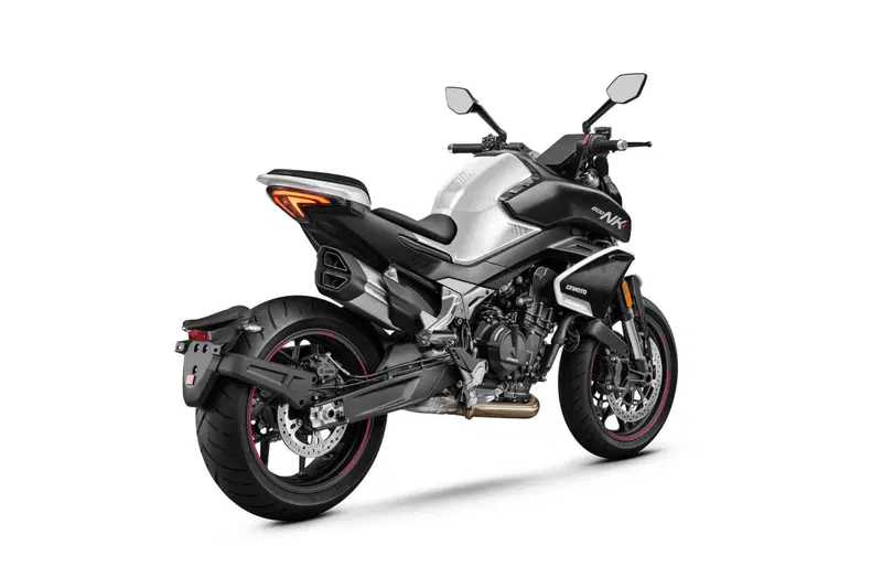 CFMOTO 800NK Advanced (2023 - 26) (3)