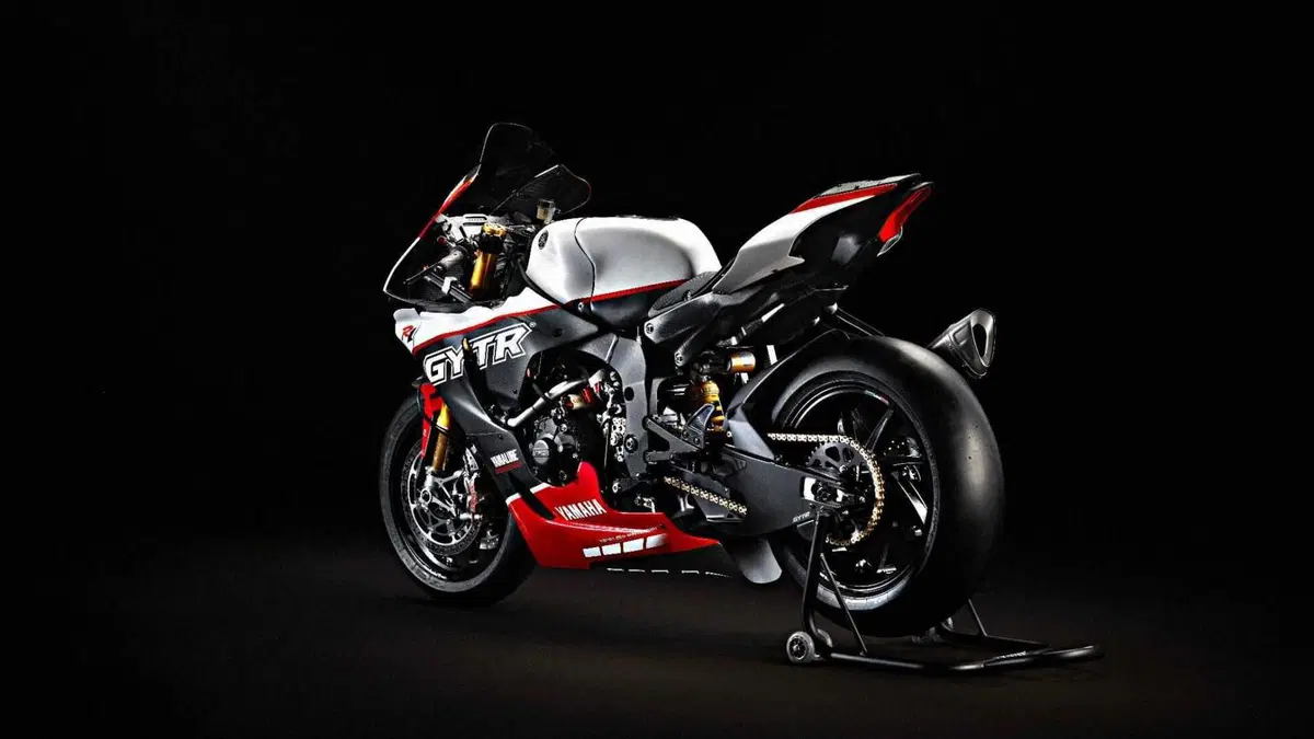 Yamaha YZF R1 YZF R1 GYTR PRO 25th Anniversary (2024) (4)