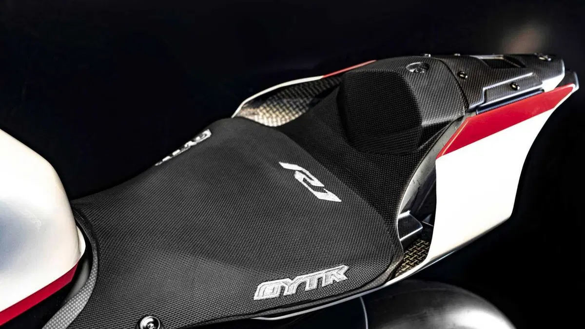 Yamaha YZF R1 YZF R1 GYTR PRO 25th Anniversary (2024) (8)