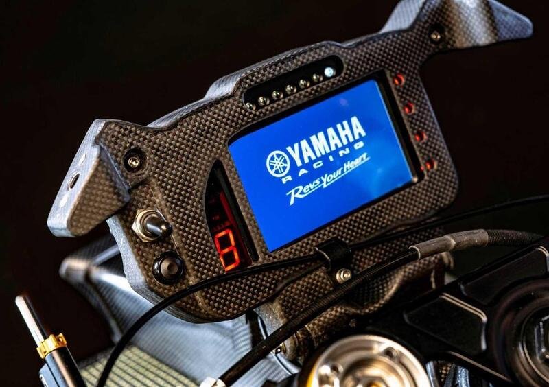 Yamaha YZF R1 YZF R1 GYTR PRO 25th Anniversary (2024) (12)