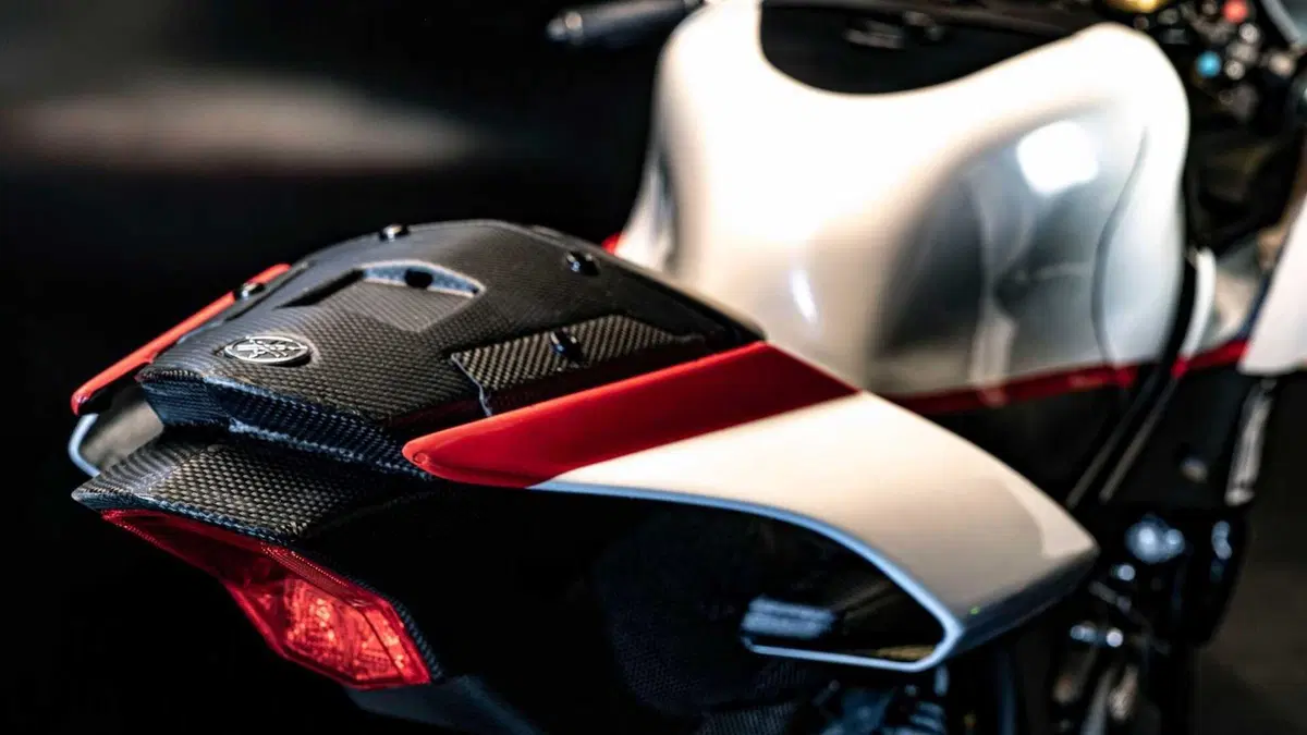 Yamaha YZF R1 YZF R1 GYTR PRO 25th Anniversary (2024) (14)