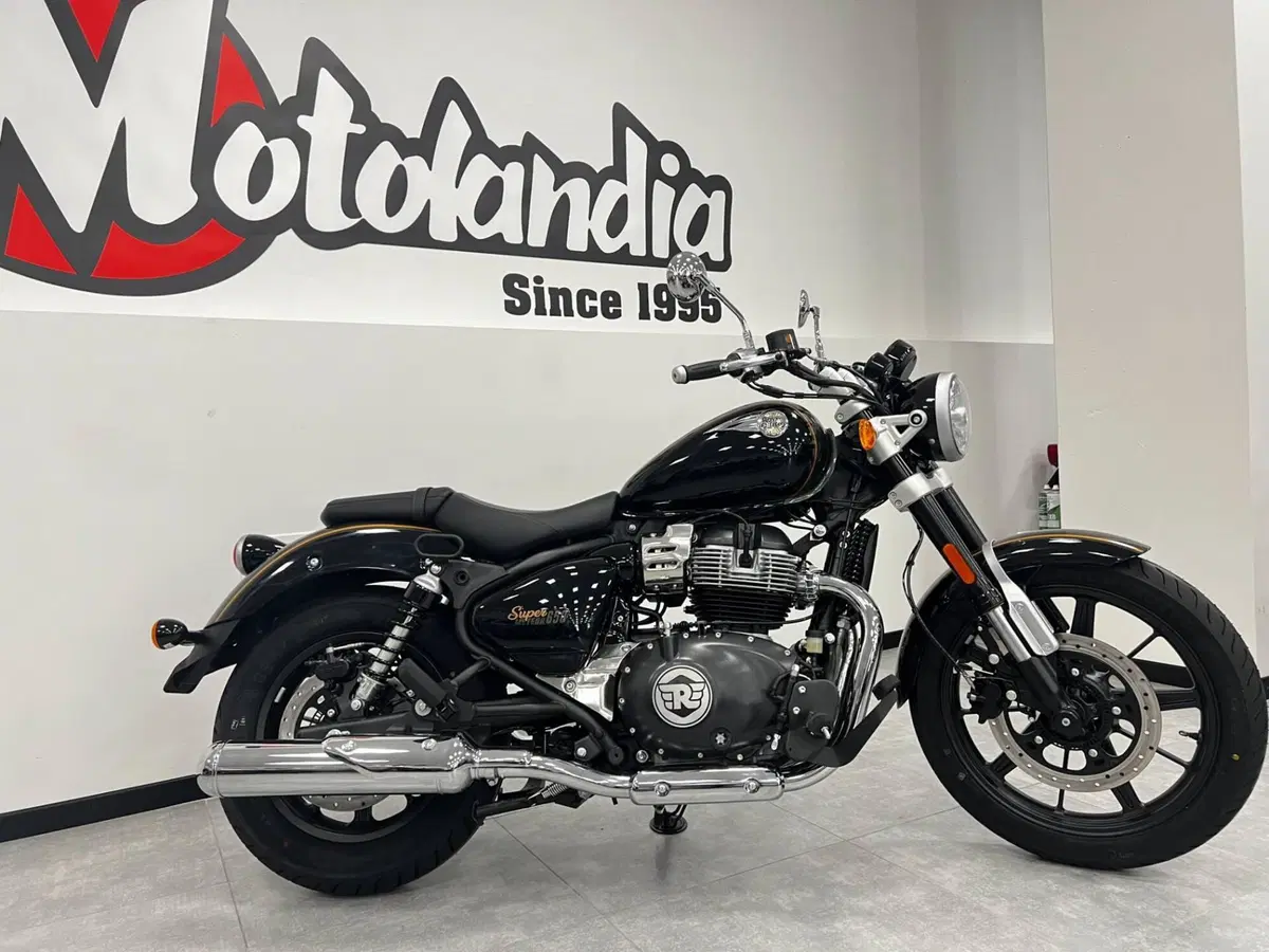 Royal Enfield Super Meteor 650 (2023 - 26) (3)