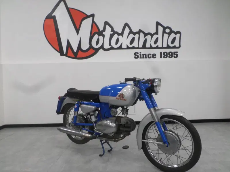Motobi IMPERIALE 125 4 T 