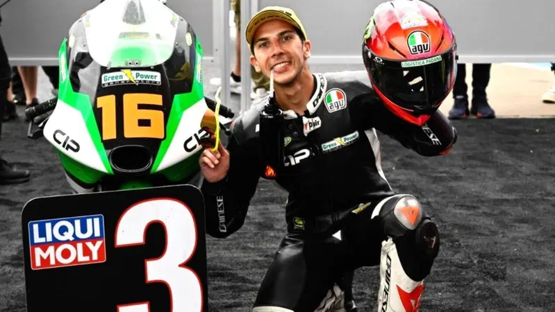 MotoGP 2023. Andrea Migno in cerca di una sella: "Per quelle gare in Moto3 non ho preso niente" [VIDEO]