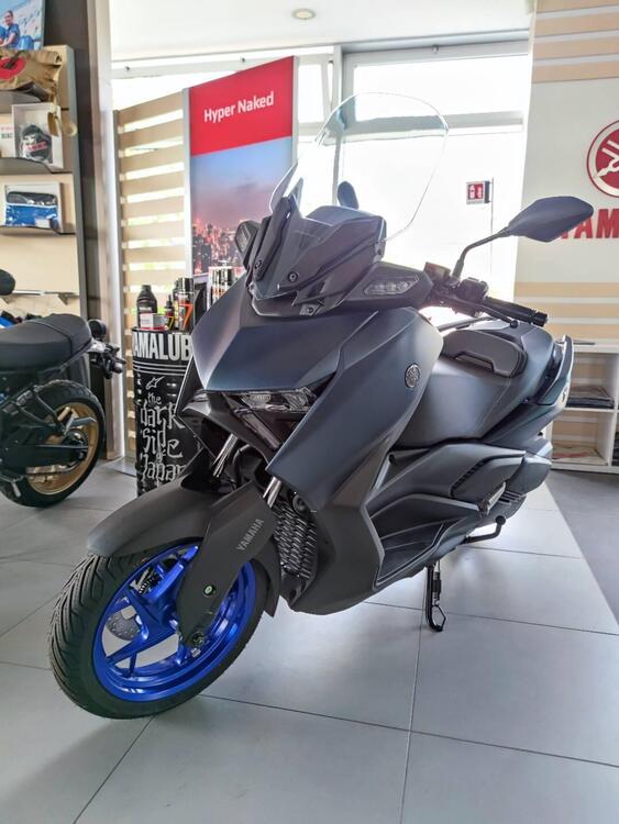 Yamaha X-Max 300 (2021 - 24) (2)