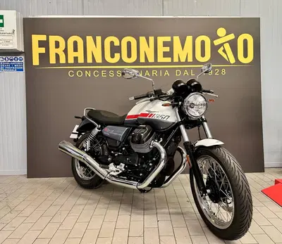Moto Guzzi V7 Special (2025 - 26) nuova