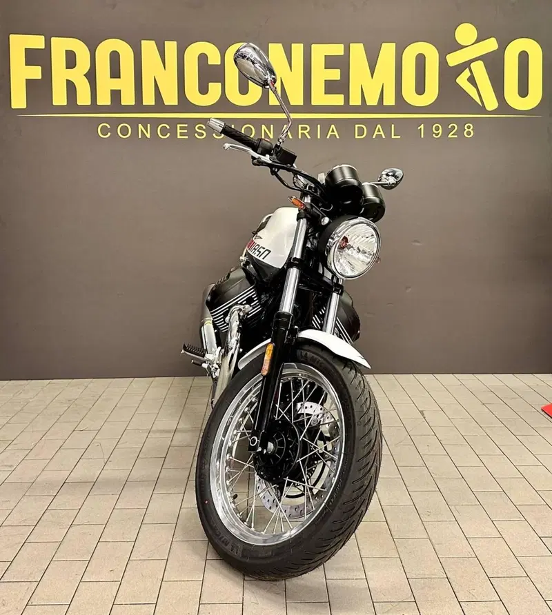 Moto Guzzi V7 Special (2025 - 26) (5)