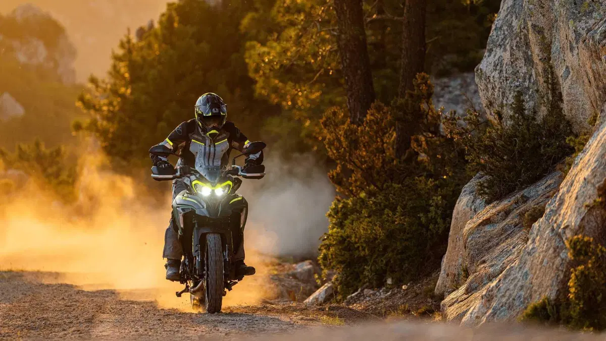 Benelli TRK 702 e 702X, arrivano sul mercato! (16)