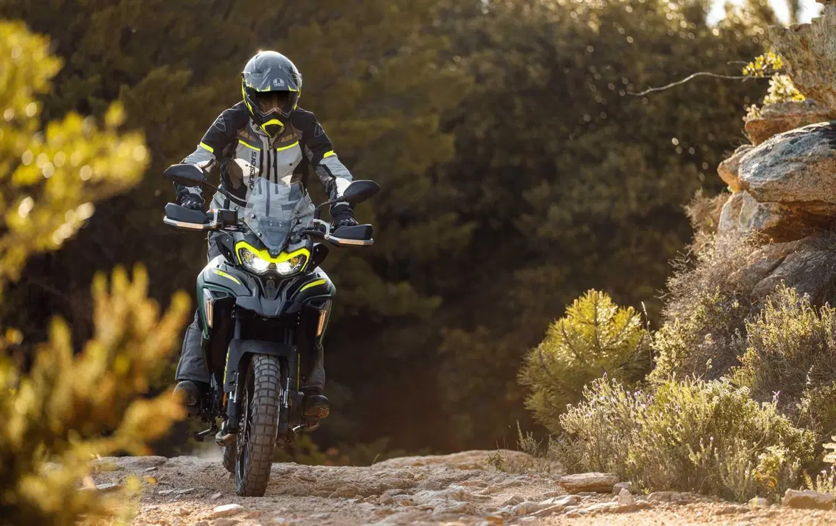 Benelli TRK 702 e 702X, arrivano sul mercato! (19)