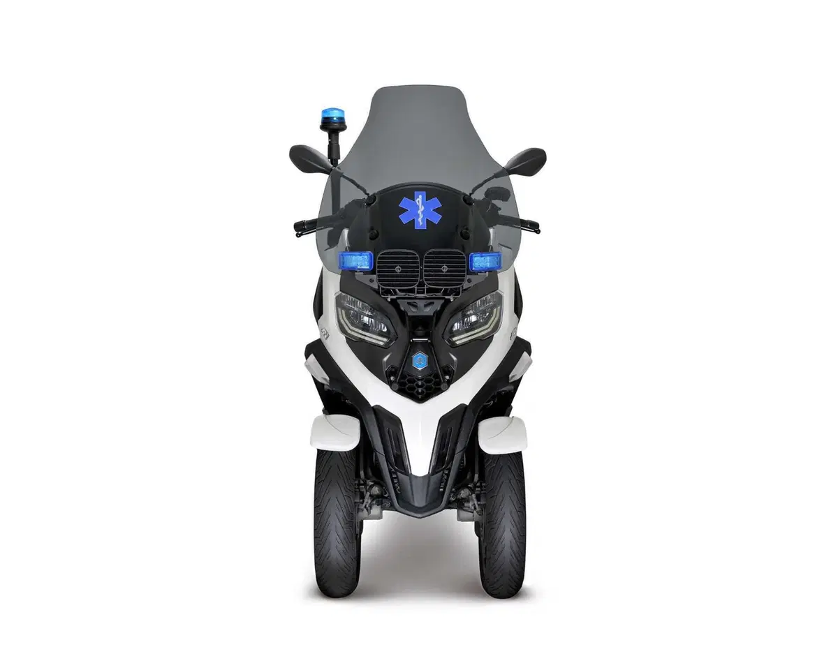 Arrivano i nuovi Piaggio MP3 per il primo soccorso! Ecco come sono fatti (3)