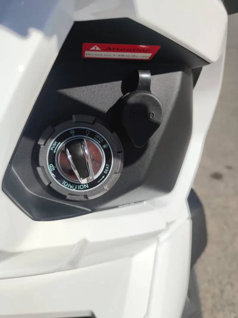 Sym ADX 125 (2023 - 24) (11)