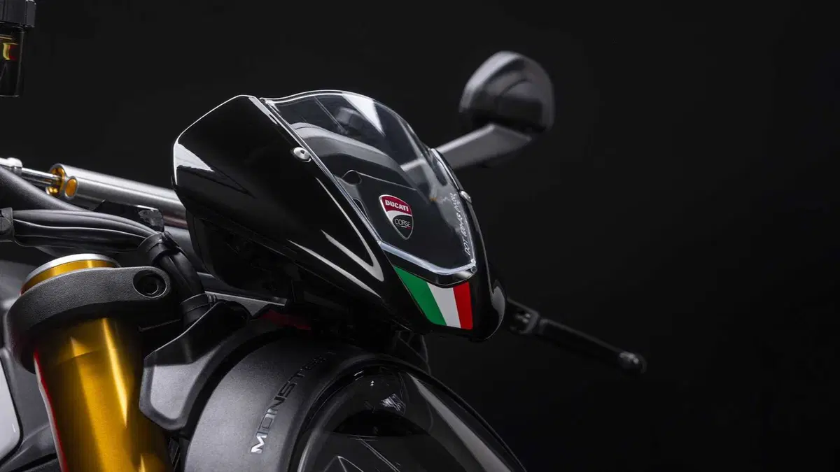 Monster 30° anniversario: è la prima novità Ducati 2024 (9)