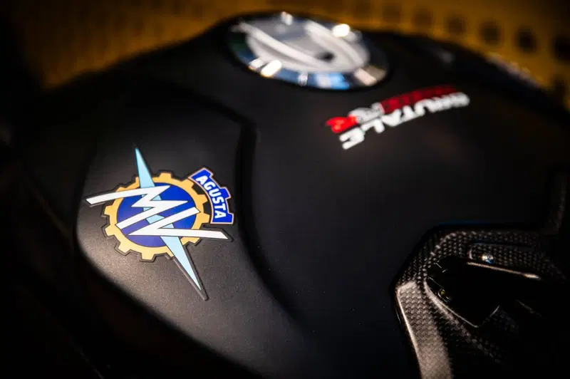 MV Agusta Brutale 1000 RR (2021 - 25) (7)