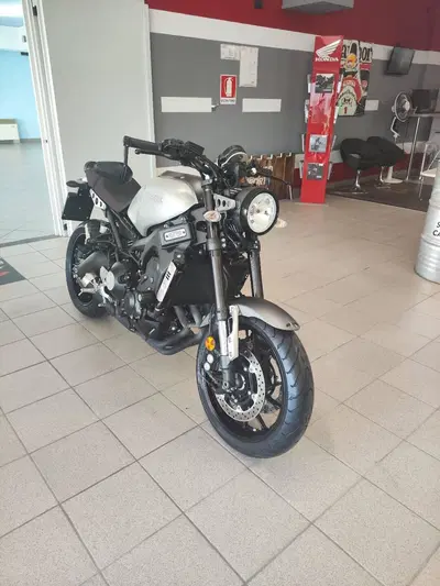 Yamaha XSR 900 ABS (2016 - 20) usata
