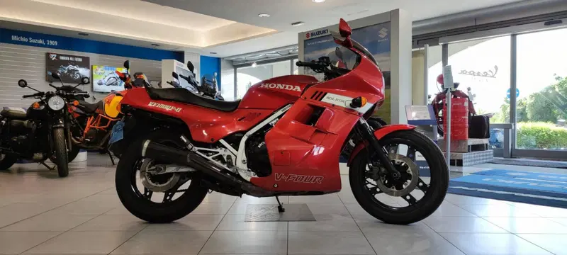 Honda VF 1000 F2 (1985 - 87) (6)