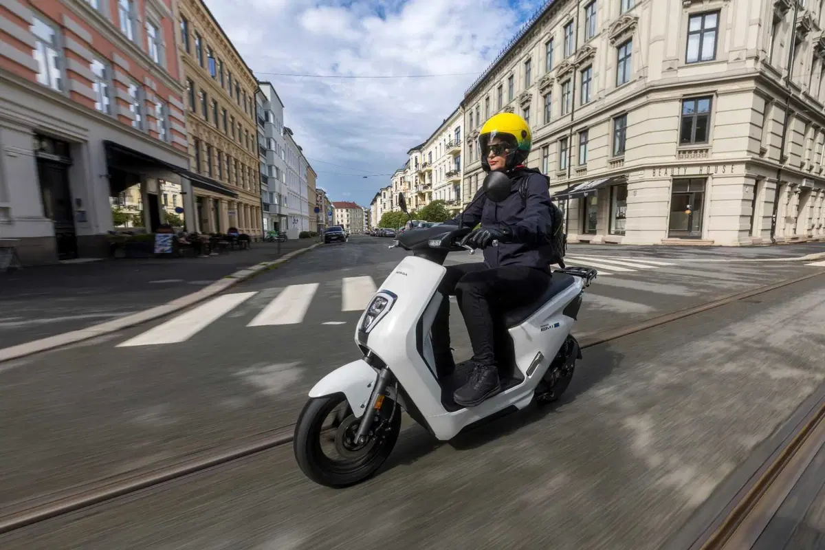 Honda EM1e: TEST. Il primo elettrico di Honda per l'Europa! [VIDEO] (4)