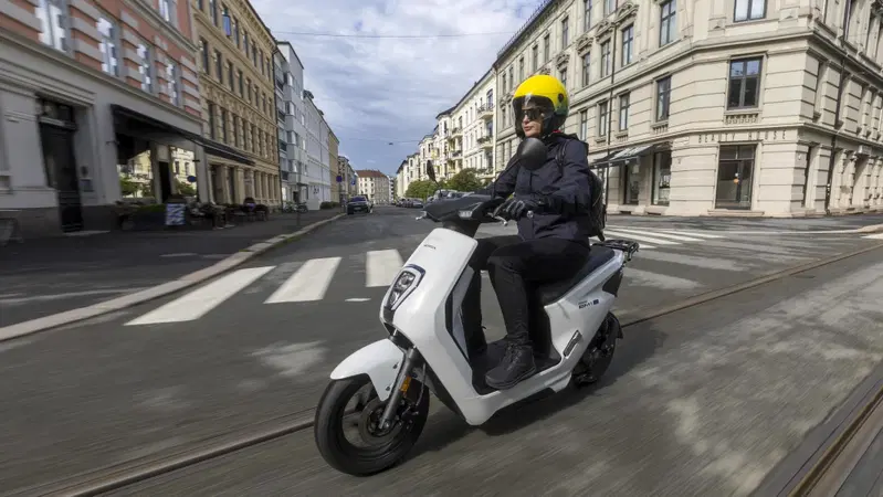 Honda EM1e: TEST. Il primo elettrico di Honda per l'Europa! [VIDEO]