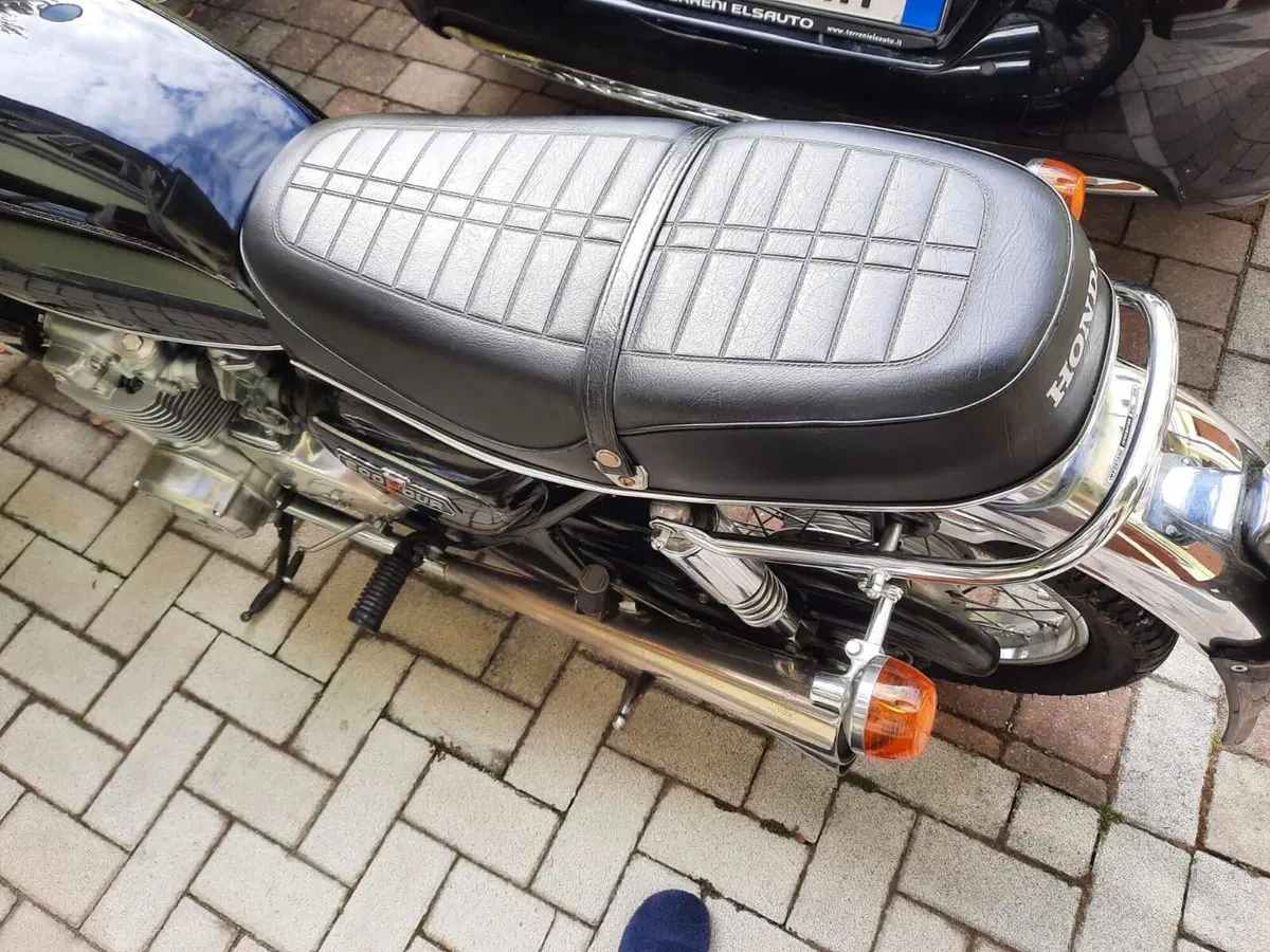 Honda cb 500 four (2)