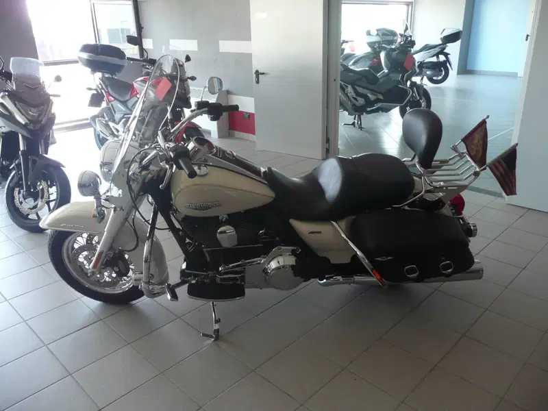 Harley-Davidson 103 Road King Classic (2014 - 16) - FLHRC (3)