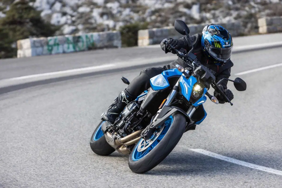 [VIDEO] Ecco di cos'è capace la Suzuki GSX-8S 