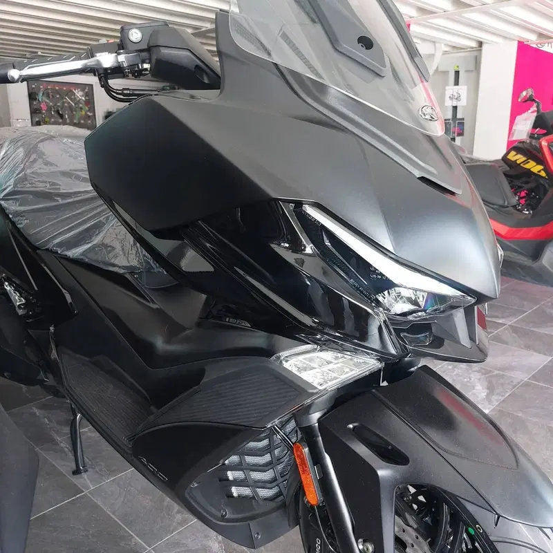 Kymco Xciting VS 400i (2023 - 26) (5)