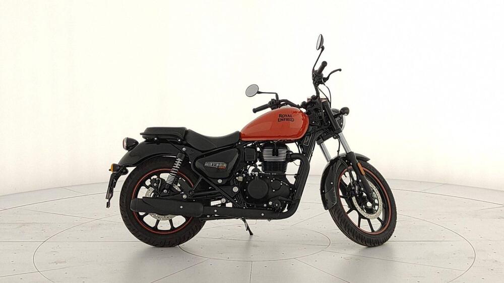 Royal Enfield Meteor 350 Fireball (2021 - 24) (4)