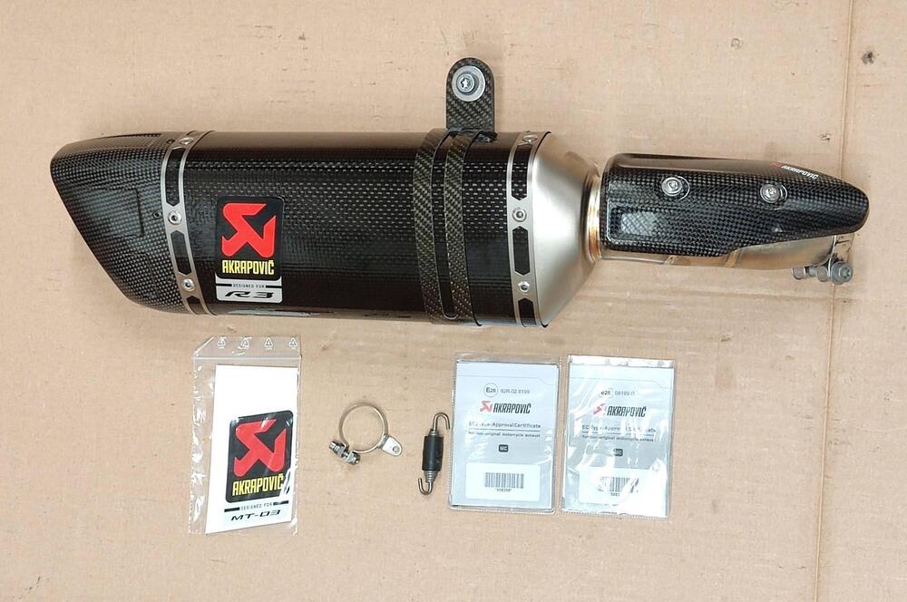 Scarico Akrapovic Yamaha YZF R3 – MT03