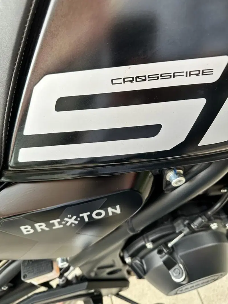 Brixton Motorcycles Crossfire 500 X (2021 - 26) (4)